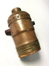 画像1: 1930-40's【LEVITON】Brass Lamp Socket (1)