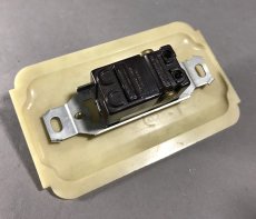 画像3: 1940-50's "Art Deco" Bakelite Switch (3)