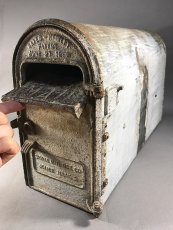 画像4: PAT.1899 "Shabby" Cast Iron U.S.MAIL BOX 【壁付け可能】 (4)