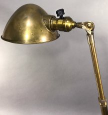 画像8: 1910's Early "O.C.White" Brass Telescopic Desk Lamp (8)