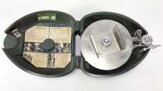 画像9: Early-1940's Machine Age "BIG-INCH" Iron Tape Dispenser 【Perfect Condition!!】 (9)