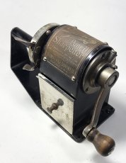 画像1: 1900's "Dandy" Pencil Sharpener 【ジャンク品】 (1)