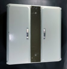 画像3: 1940-50's French "Shabby" Steel Bathroom Medicine Cabinet (3)
