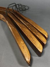 画像4: 1900'-20s "VERY THICK !!"  Solid Wood Hangers 4-set (4)