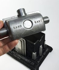 画像11: 1920-30's Art Deco "SKYSCRAPER" Cast Aluminum Ashtray 【Mint Condition】 (11)