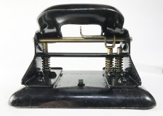 画像2: 1940's【3-HOLE】Adjustable Paper Punch + おまけ (2)