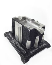画像5: 1920-30's Art Deco "SKYSCRAPER" Cast Aluminum Ashtray 【Mint Condition】 (5)
