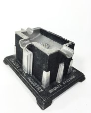 画像2: 1920-30's Art Deco "SKYSCRAPER" Cast Aluminum Ashtray 【Mint Condition】 (2)