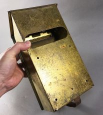 画像7: 1910-20's "CORBIN LOCK CO." Brass Wall Mount Mail Box (7)