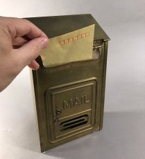 画像8: 1920-30's "CORBIN LOCK CO." Brass Wall Mount Mail Box (8)