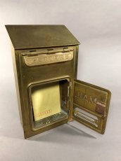 画像9: 1920-30's "CORBIN LOCK CO." Brass Wall Mount Mail Box (9)