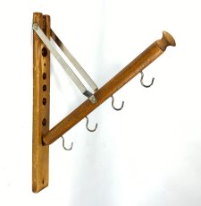 画像2: 1910-20's  "Wood＆Seel" Wall Mount Folding Hanger Rack (2)