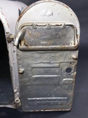 画像11: ☆PAT.1899☆ "Cast Iron" U.S.MAIL BOX (11)