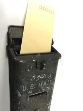 画像8: 1930-40's "Shabby" Wall Mount U.S. MAIL Box w/ Newspaper Holder (8)