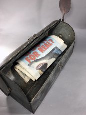 画像10: 1900-20's "Galvanized Steel" RURAL U.S. MAILBOX (10)