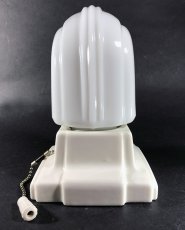 画像11: 1930's Art Deco "Porcelain＆Milk Glass" Bathroom Lamp (11)