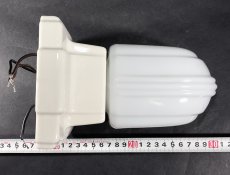 画像14: 1930's Art Deco "Porcelain＆Milk Glass" Bathroom Lamp (14)