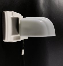 画像2: 1930's Art Deco "Porcelain＆Milk Glass" Bathroom Lamp (2)