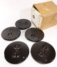 画像4: ＊残り4個＊ 1930-40's Art Deco【BRYANT】Bakelite Outlet  【デッドストック（バラ売り）】 (4)