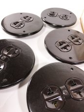 画像5: ＊残り4個＊ 1930-40's Art Deco【BRYANT】Bakelite Outlet  【デッドストック（バラ売り）】 (5)