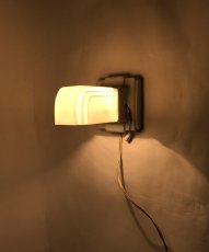 画像10: 1930's Art Deco "Porcelain＆Milk Glass" Bathroom Lamp (10)