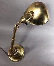 画像6: 1900-10's Early "O.C.White" Brass Telescopic Desk Lamp 【初期型 - 刻印タイプ】 (6)
