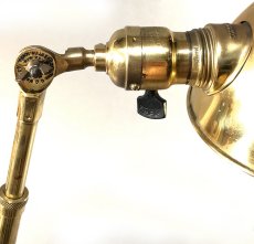 画像8: 1900-10's Early "O.C.White" Brass Telescopic Desk Lamp 【初期型 - 刻印タイプ】 (8)