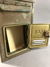 画像9: 1920-30's "CORBIN LOCK CO." Brass Wall Mount Mail Box (9)