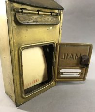 画像9: 1920-30's "CORBIN LOCK CO." Brass Wall Mount Mail Box (9)