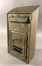 画像1: 1920-30's "CORBIN LOCK CO." Brass Wall Mount Mail Box (1)