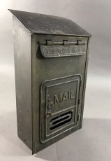 画像2: 1920-30's "CORBIN LOCK CO." Brass Wall Mount Mail Box (2)