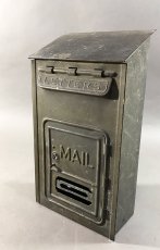 画像1: 1920-30's "CORBIN LOCK CO." Brass Wall Mount Mail Box (1)