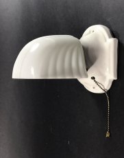 画像5: 1930's Art Deco "Porcelain＆Milk Glass" Bathroom Lamp (5)