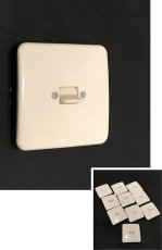 画像1: -＊残りラスト1個＊- 1950-70's "SQUARE" Bakelite Switch 【デッドストック - 14個バラ売り】 (1)