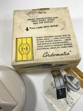 画像11: 1950-60's "Cordomatic" 4-Outlet Cord Reel 【Dead-Stock】 (11)
