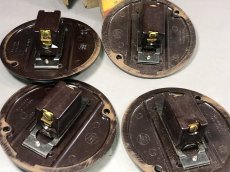 画像4: 1930-40's【ARROW H&H Electric Co.】 Art Deco Bakelite "3路" Switch  【デッドストック-4個セット】 (4)