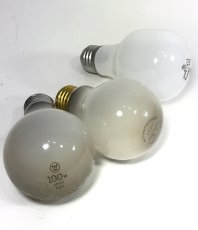 画像1: 【処分品】 3-Used Light Bulbs (1)