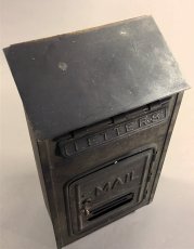 画像3: 1920-30's "CORBIN LOCK CO." Brass Wall Mount Mail Box (3)