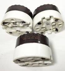 画像9: Early-1950's "G.E.Co." Bakelite × Porcelain Switch  【Dead-Stock 3個セット】 (9)