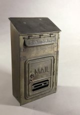 画像1: 1920-30's "CORBIN LOCK CO." Brass Wall Mount Mail Box (1)