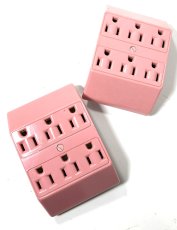 画像1: 1950's Pink Bakelite 6-Outlet Adapter (1)