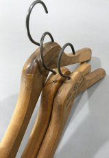 画像4: 【Curtis-Leger Fixture Co. CHICAGO】 1910-30's 3-sets "Advertising" Wood Hangers  (4)