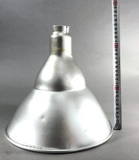 画像4: 【処分品】  1940-50's Aluminum Lamp Shade （大きいです） (4)