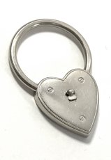 画像3:  1940's  ♡Heart Shaped♡ Advertising Key Ring  (3)