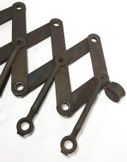 画像4: “RUSTY!!” 1920's "EXTENSION" Steel Garment Hanger Rack (4)