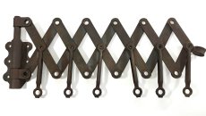 画像2: “RUSTY!!” 1920's "EXTENSION" Steel Garment Hanger Rack (2)