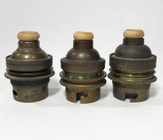 画像3: 1920-30's 3-set Brass Lamp Sockets 【B22】 (3)