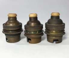 画像2: 1920-30's 3-set Brass Lamp Sockets 【B22】 (2)