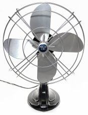 画像1: “Fully Restored” Early-1940's Machine Age Electric Fan (1)