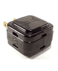 画像2: 1940's【EAGLE】Bakelite 3-Outlet Plug Adapter  -＊残り13個＊- (2)